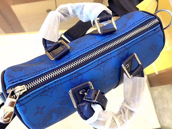 ルイヴィトンバッグ素材ディテール